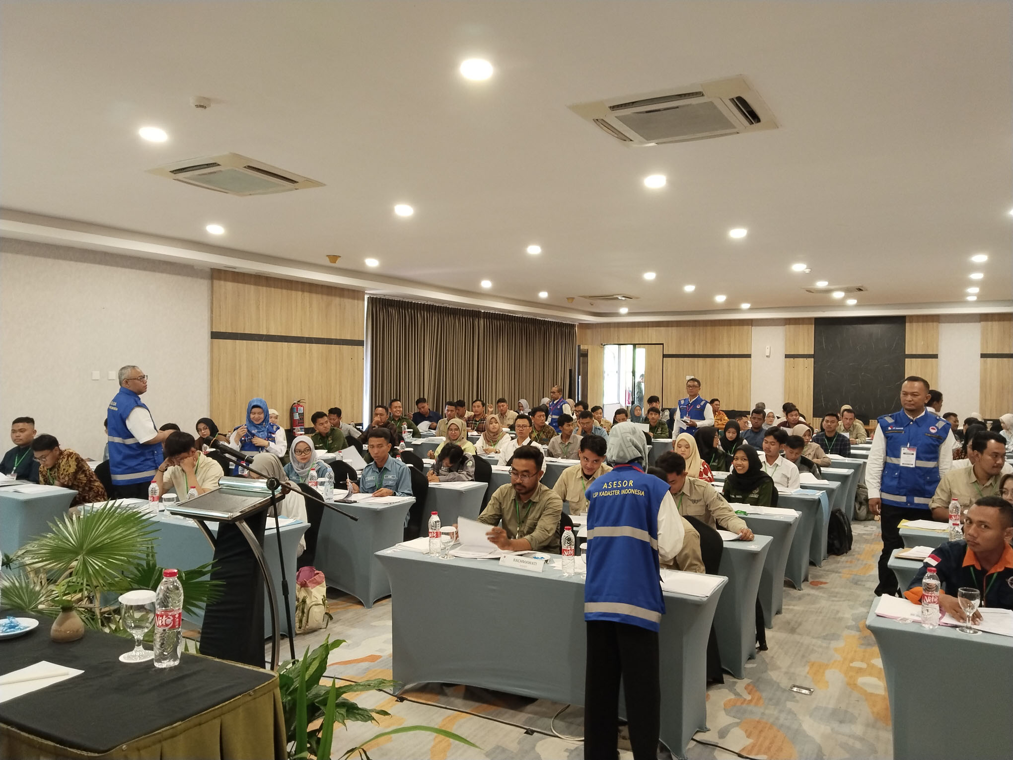 Uji Kompetensi Jawa Tengah 2025 - HOTEL OAK TREE SEMARANG